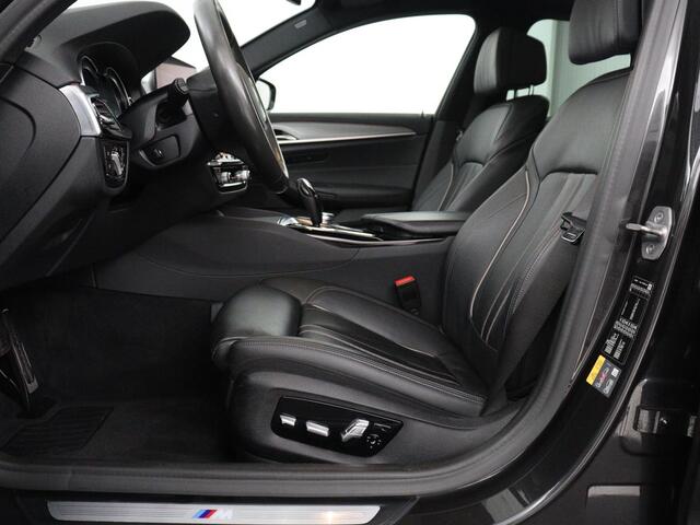 BMW 5-SERIE 530e iPerformance M Sport High Executive | Panoramadak | Leder | Memory | Stoelverwarming | Cruise control | Camera | Park assist | Carplay | Climate control | PHEV