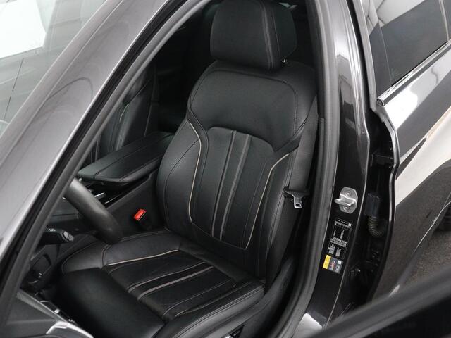 BMW 5-SERIE 530e iPerformance M Sport High Executive | Panoramadak | Leder | Memory | Stoelverwarming | Cruise control | Camera | Park assist | Carplay | Climate control | PHEV