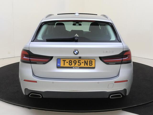 BMW 5-SERIE Touring 530i High Executive | digitale cockpit | panoramadak | leder bekleding | eletrisch verstelbare stoelen | 360 graden camera