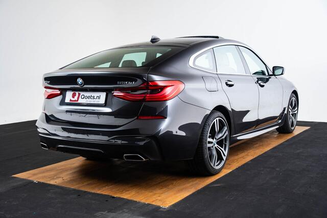 BMW 6-SERIE Gran Turismo 630d High Executive M Sport - Panoramadak - Comfort Access - Soft close - Parking/Driving Assistant Plus - Comfortstoelen - Elektrisch verwarmde voorstoelen - Head up - Harman Kardon -