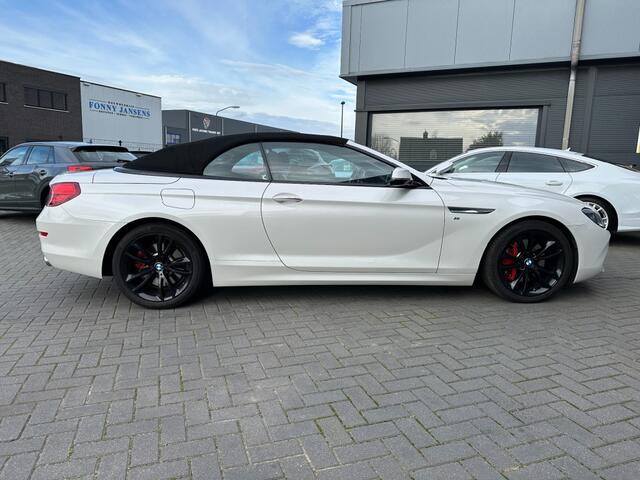 BMW 6-SERIE 640i Cabrio High Executive Navi Leder 63000 KM !!
