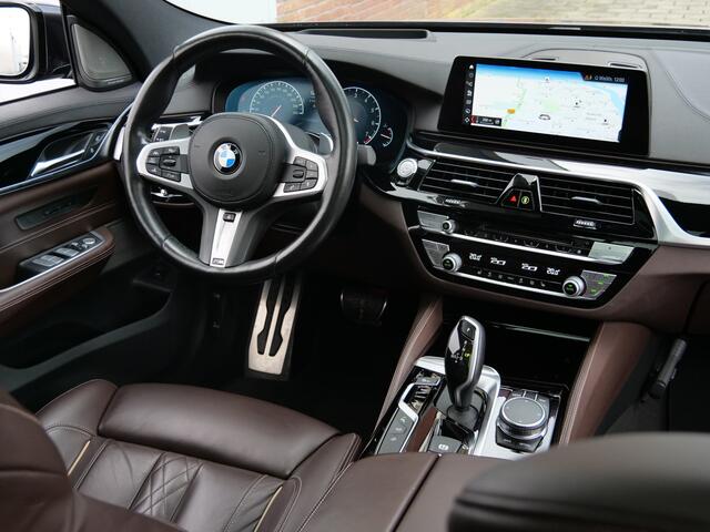 BMW 6-SERIE Gran Turismo 640i High Executive 340 Pk Automaat Navi / Schuifdak / Leer / Trekhaak / DAB / Apple Carplay / Camera's