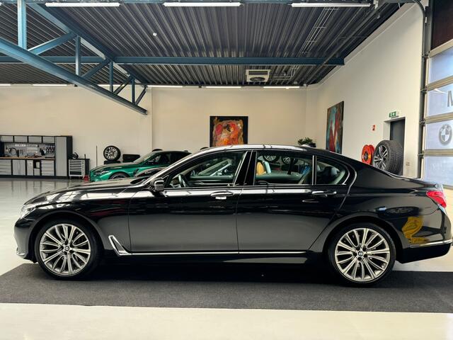 BMW 7-SERIE 740i High Executive Laser ACC Apple Carplay Schuifdak Stoelventilatie HUD