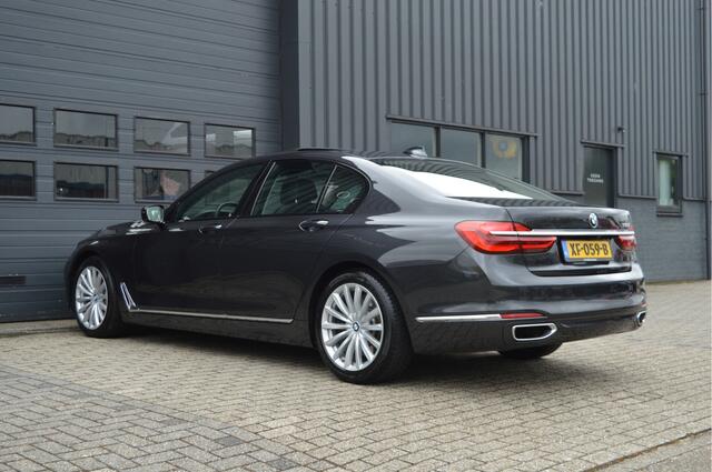BMW 7-SERIE 750i High Executive