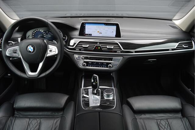 BMW 7-SERIE 750i High Executive
