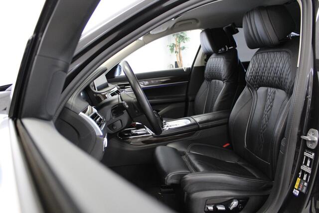 BMW 7-SERIE 745e High Executive | SOFTCLOSE | E-KLEP | NAVI | STOEL+STUUR-VERW | CARPLAY | 18'LMV | LASER! |