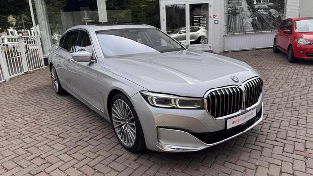 BMW 7-SERIE 740Ld xDrive High Executive | Skylounge | Individual | Eerste eigenaar | Ekris geserviced |