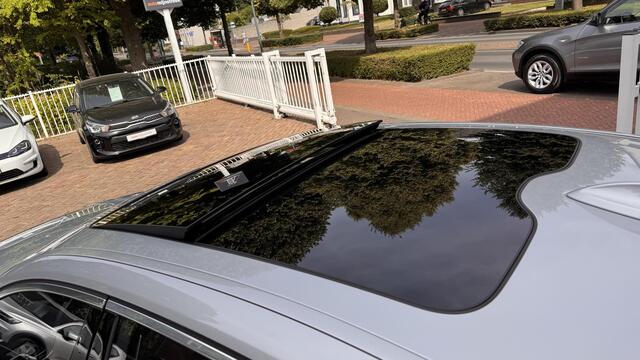 BMW 7-SERIE 740Ld xDrive High Executive | Skylounge | Individual | Eerste eigenaar | Ekris geserviced |