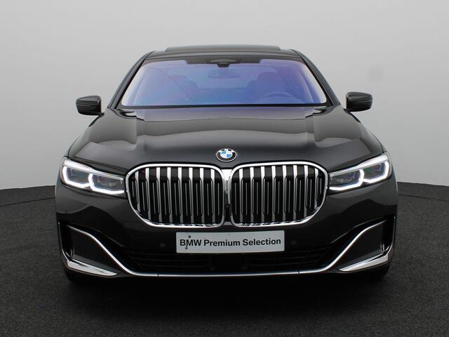 BMW 7-SERIE 750i xDrive High Executive | Driving Assist Prof. | Laserlight | Harman Kardon | Comfortstoel + Ventilatie | Schuifdak | 19''