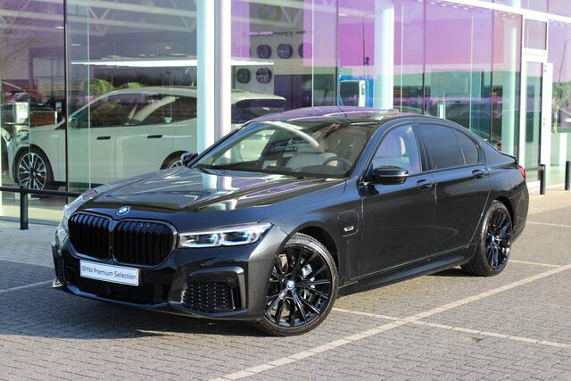 BMW 7-SERIE 745e High Executive M Sport Automaat / Schuif-kanteldak / Soft Close / Stoelventilatie / Massagefunctie / Laserlight / Bowers & Wilkins / Parking Assistant Plus / Head-Up