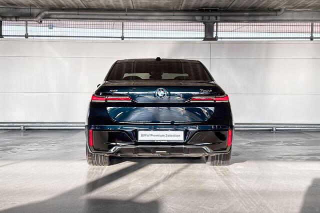 BMW 7-SERIE 750e xDrive | M Sportpakket | BMW Individual Interieur | Innovation Pack | Connoisseur Pack