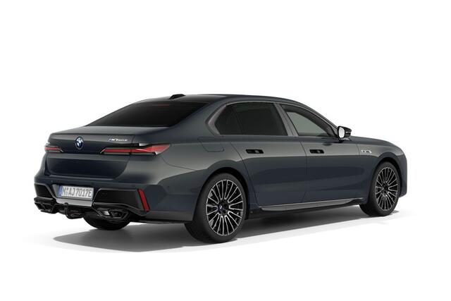 BMW 7-SERIE M760e xDrive | M Performance Pack | Innovation Pack | Executive Pack | Executive Lounge | Connoisseur Pack | BMW Individual Interieur