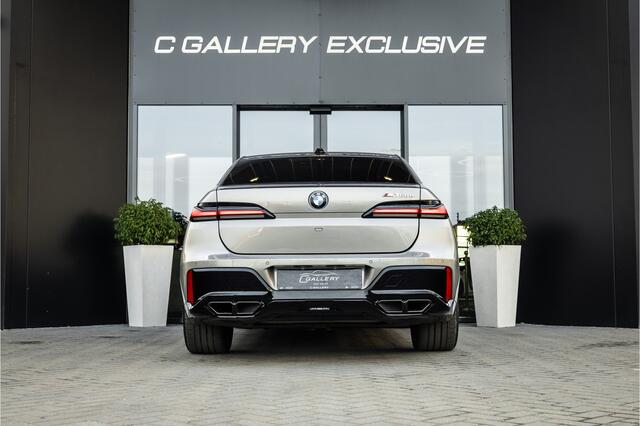 BMW 7-SERIE M760e xDrive - M Sport | Bowers & Wilkins | SkyLounge | Oxidgrau