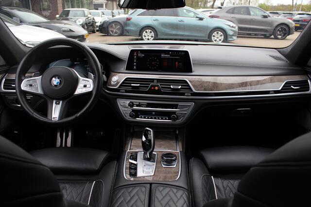 BMW 7-SERIE 745Le xDrive High Executive / Nieuwpr. ¤178.341 / Achterasbesturing / Schuifdak / 360Camera / Head-up / Softclose / Luchtvering / Nachtzicht / 20'' / Bowers&Wilkens / Volleder / Keyless / Stoelmassage / Stoelventilatie+
