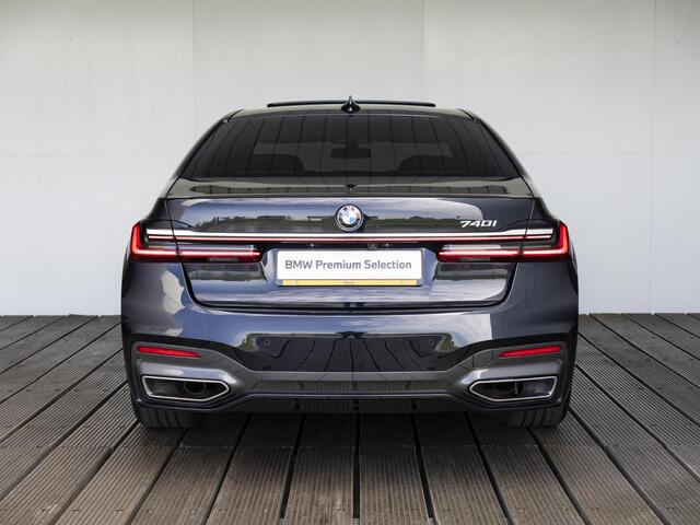 BMW 7-SERIE 740i | High Executive | M Sportpakket | Head-Up Display | Bowers & Wilkins | Comfort Access | Soft Close | Schuif-/kanteldak | Massagefunctie | 20''