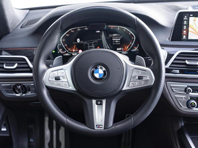 BMW 7-SERIE 740i | High Executive | M Sportpakket | Head-Up Display | Bowers & Wilkins | Comfort Access | Soft Close | Schuif-/kanteldak | Massagefunctie | 20''