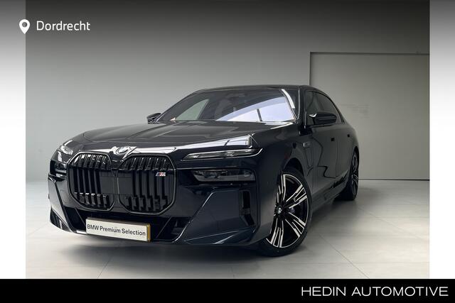 BMW 7-SERIE M760e xDrive | Trekhaak | Kristal | Glow | Sky Lounge | Bowers & Wilkins | Gran Lusso Interior | M-Performance Pack