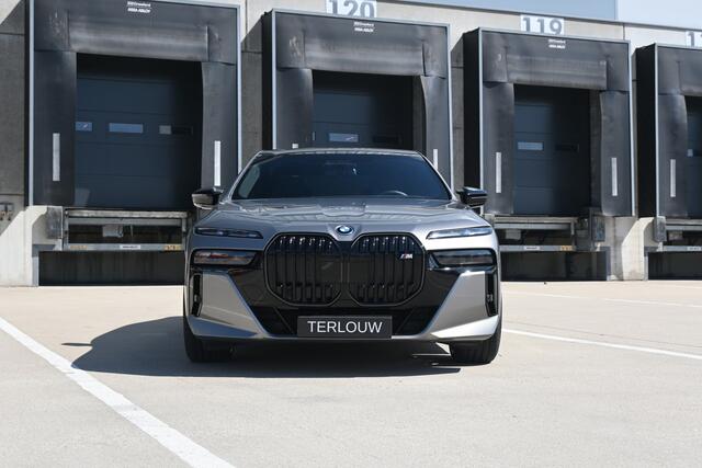 BMW 7-SERIE M760e xDrive