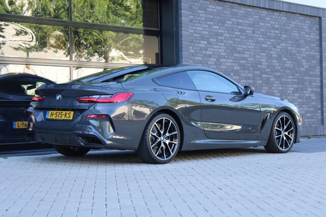 BMW 8-SERIE M850i xDrive High Executive | NAP | B&W | 4WIELSTURING | CARBON | SOFT-CLOSE | HUD | 360 | KEYLESS |