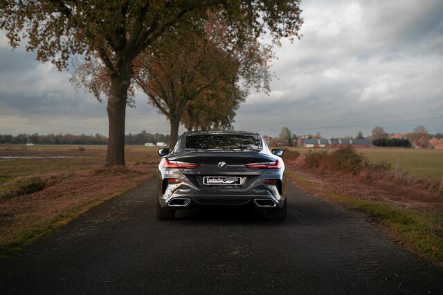 BMW 8-SERIE 840d Coupe X-Drive M Sport Led Laser light Soft close Leder 20 Inch