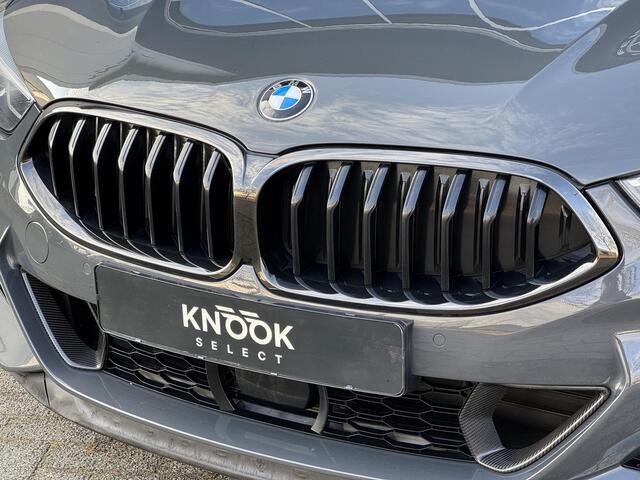 BMW 8-SERIE M850i xDrive High Executive / 20 Inch / Active Cruise control / M Carbon exterieur / Soft close / Active Steering / Laserlicht