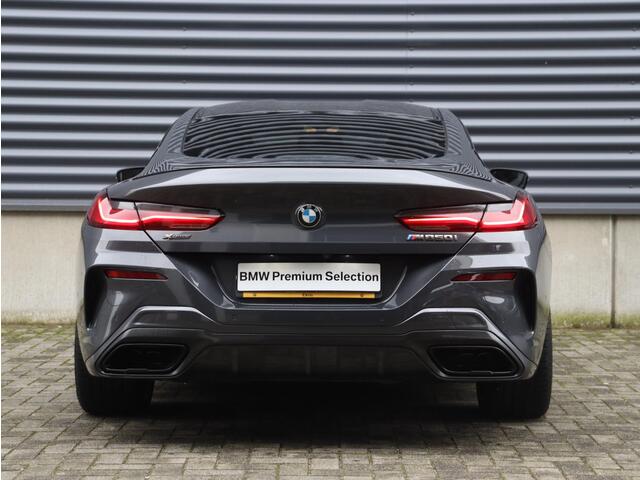 BMW 8-SERIE Coupé M850i xDrive | High Executive | M Sport | Driving Assistant Prof. | Carbon Exterieur Pack | Bowers & Wilkins | Adaptief M Onderstel | Laserlight | Active Steering | Parking Assistant Plus | 20'' LMV
