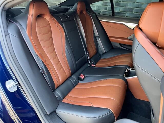 BMW 8-SERIE 840I M-SPORT - HIGH EX. - PANO - INDIVIDUAL