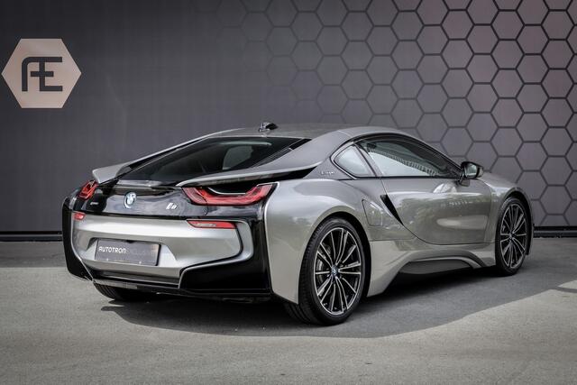 BMW I8 | PROGRESSIVE PACKAGE HARMAN KARDON, HEAD-UP, COMFORT ACCESS | 20" | APPLE CARPLAY | DRY CARBON INTERIOR PACK | I-INTERIOR HALO DALBERGIA BRAUN | DAB RADIO | ETC.