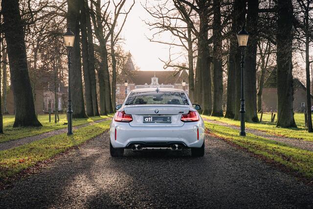 BMW M2 2-serie Coupé Competition Coupe Crank Hub S55 upgrade, M-Drivers Pacakage, H&K, M-sportstoelen NIET elektrisch verstelbaar, Navigatie Professional, Stuurwielverwarming, Sportremmen, Stoelverwarming, DAB, Grootlichtassistent, etc.