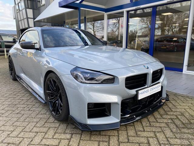 BMW M2 Akrapovic / Carbon /H&K /Head-Up/ M-Zetels+Memo/ 19-Inch/ Led