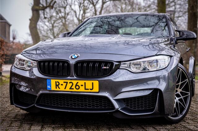 BMW M3 3-serie DCTA Carbon HUD 20" Harman Kardon