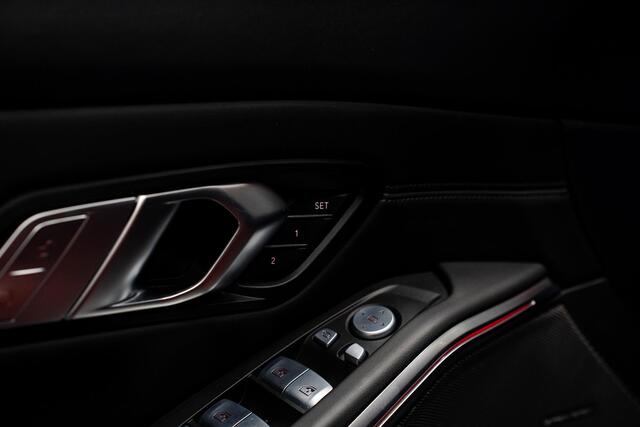 BMW M3 Touring 3-serie xDrive Competition *Sonderlackierung / M-Track Pack / Keramisch / Kuipstoelen / Harman Kardon / Carbon in & exterieur*