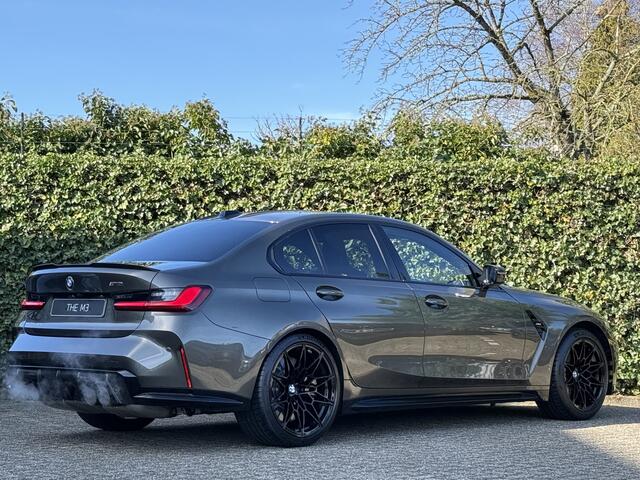 BMW M3 | Manhatten green | 19/20'' | M Race Track Pack | Carbon ext. | Park. Plus | Stuurverw. | Alcantara stuur | Comf. Acc. | Driv. Ass. | Harman/Kardon | M Adapt. onderst.