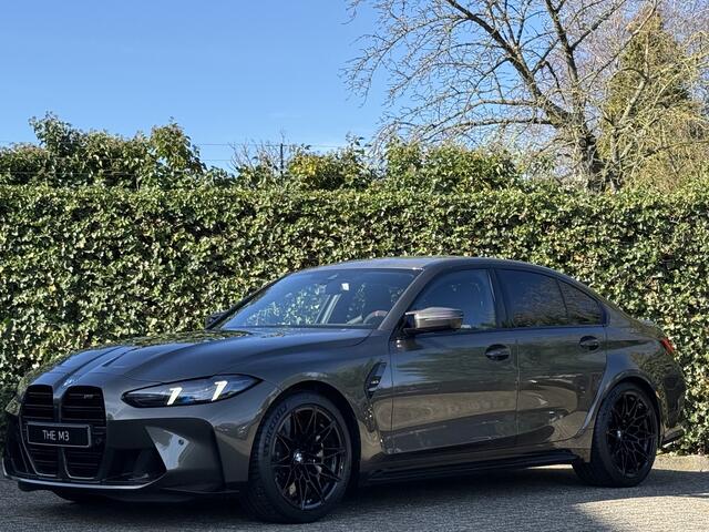 BMW M3 | Manhatten green | 19/20'' | M Race Track Pack | Carbon ext. | Park. Plus | Stuurverw. | Alcantara stuur | Comf. Acc. | Driv. Ass. | Harman/Kardon | M Adapt. onderst.