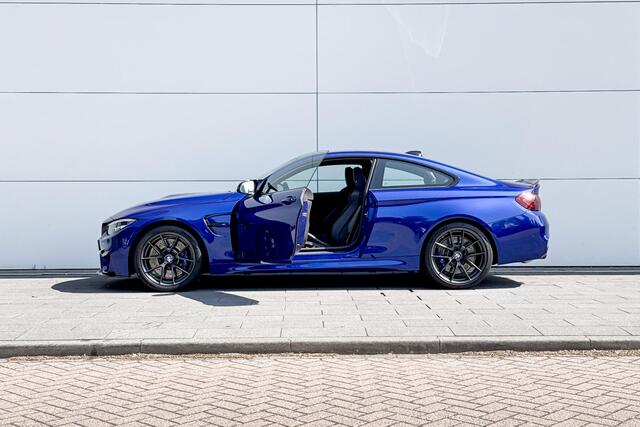 BMW M4 CS