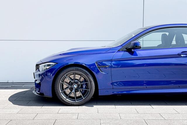 BMW M4 CS