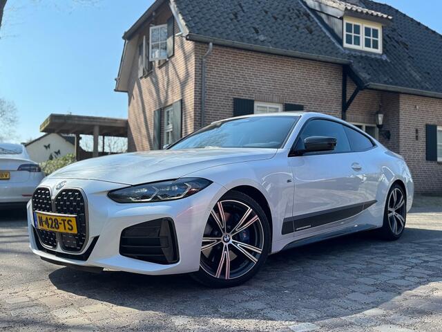 BMW M4 M440i xDrive High Executive M-pakket zwartsportleer,schuifdak,laserlicht