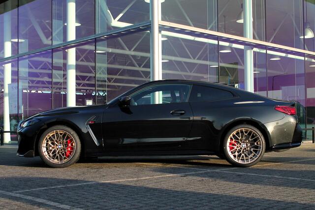 BMW M4 CS High Executive Automaat / M Drive Professional / Adaptieve LED / M Carbon-keramische remmen / M Adaptief onderstel / Adaptieve LED / Comfort Access