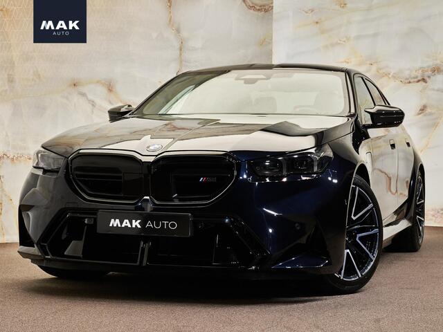 BMW M5 Limousine V8 M Hybrid, PPF, carbon extr., B&W, 21'', tr.haak, stl.ventilatie, memory, keyless, leder, privacy