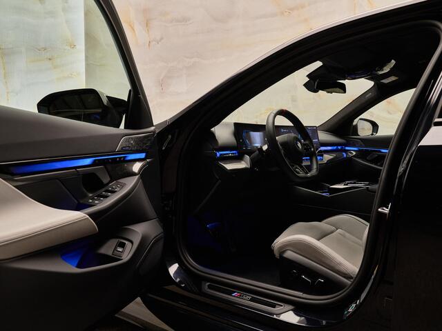 BMW M5 Limousine V8 M Hybrid, PPF, carbon extr., B&W, 21'', tr.haak, stl.ventilatie, memory, keyless, leder, privacy