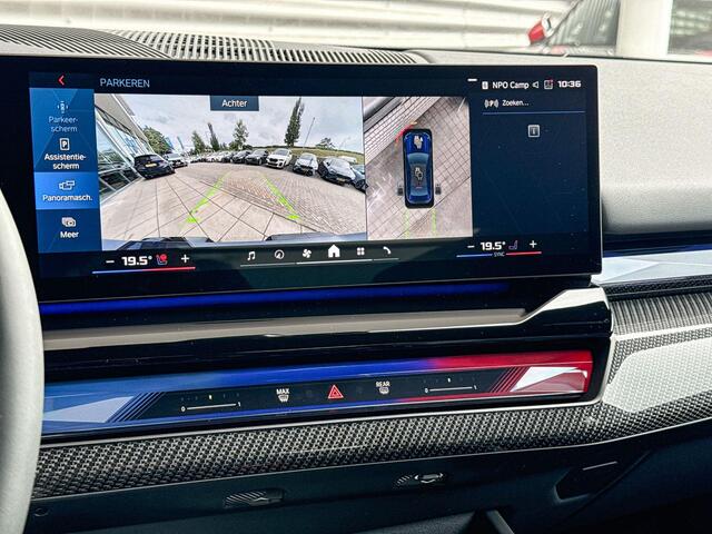 BMW M5 Comfort Pack / Driving Assistant Professional / Alcantara hemelbekleding / Special Request Lakkleur