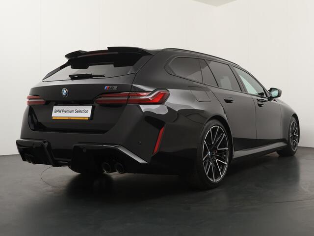 BMW M5 5-serie Touring | Kermisch | Panoramadak | Trekhaak | Head-Up | Stoelkoeling |