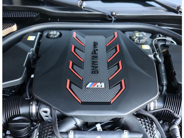 BMW M5 5-serie Touring | Direct leverbaar - Urban Green - Drivers Pack