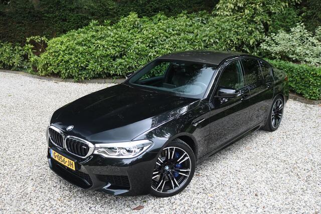 BMW M5 NL-geleverd/dealer onderhouden/bowers & Wilkins/carbon dak