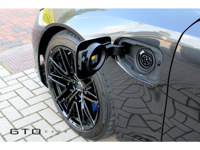 BMW M5 Touring M Drive Professional/Pano/Trekhaak/HUD/B&W/VOL