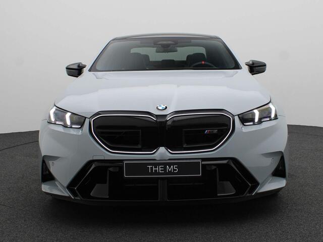 BMW M5 Sedan | Comfort Package