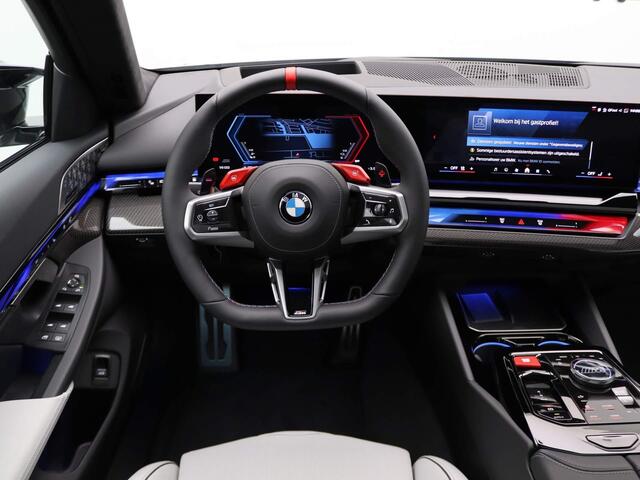 BMW M5 Sedan | Comfort Package