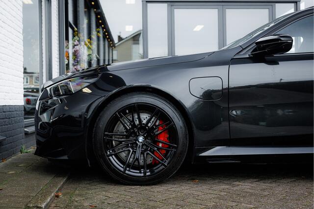 BMW M5 Touring 4.4 V8 xDrive M-Drivers Pack Pano - Bowers& Wilkins - Trekhaak