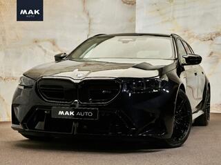 bmw-m5-touring-v8-m-hybrid,-pano,-b