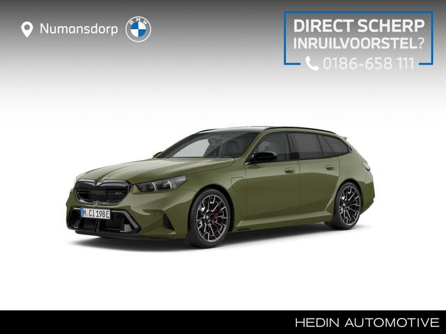 BMW M5 5-serie Touring | Special request Urban Green | Trekhaak | Alcantara hemel